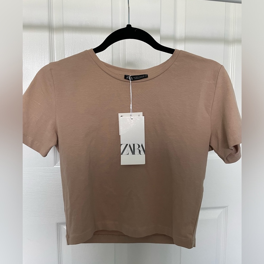 Zara tan shirt size medium